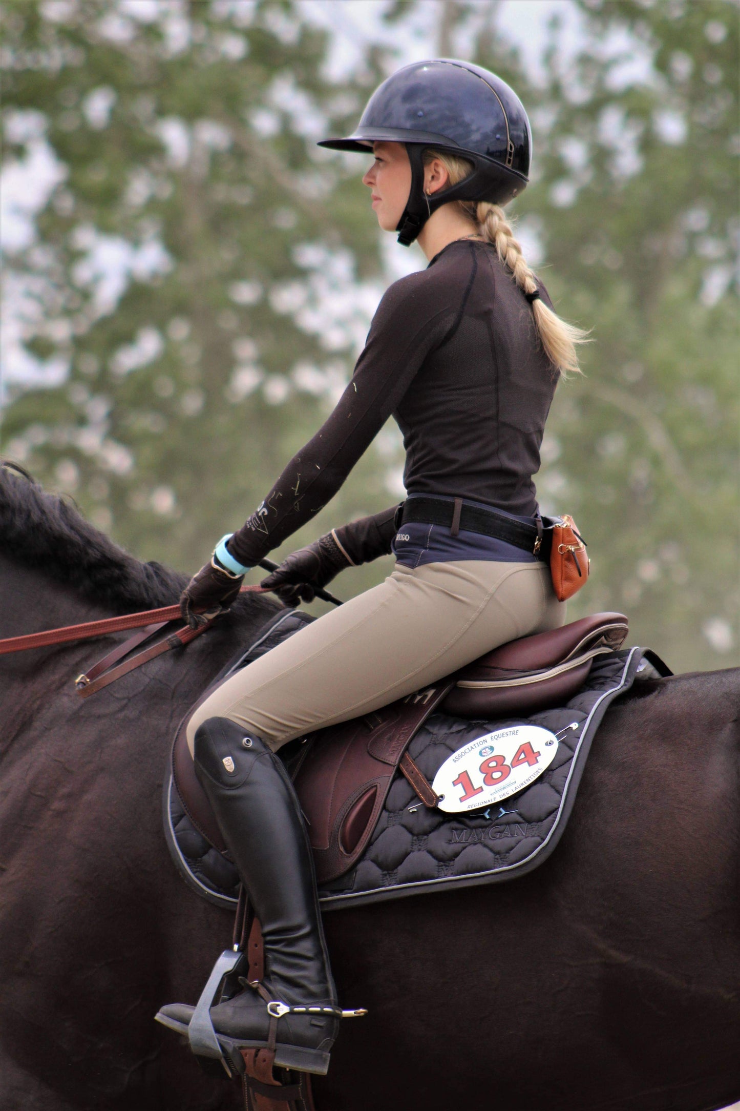 MAYGAN mono flap jumping saddle