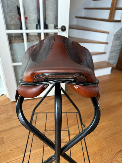 Use Saddle MAYGAN 18"