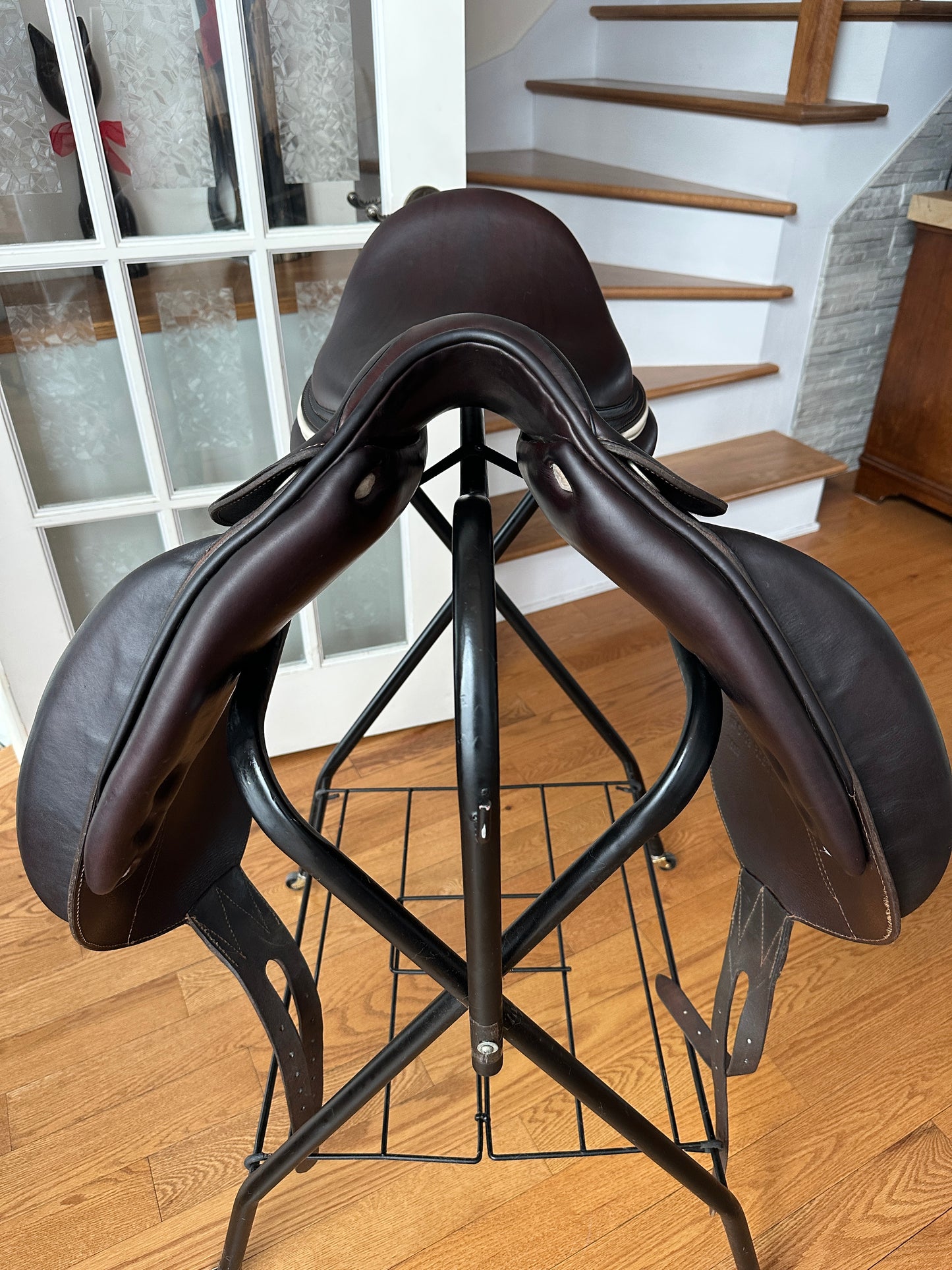 Use Saddle MAYGAN 17,5" dressage