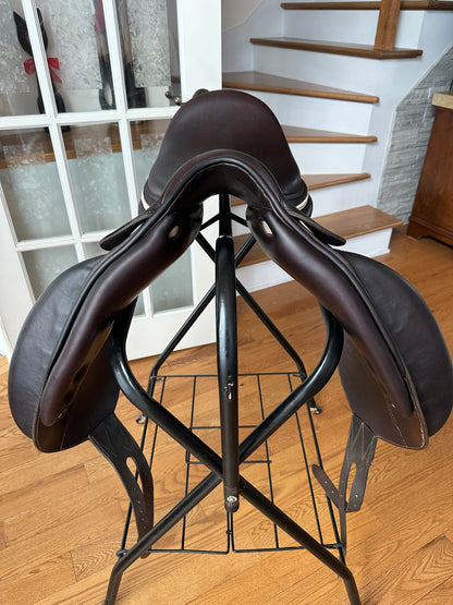 Use Saddle MAYGAN 17,5" dressage