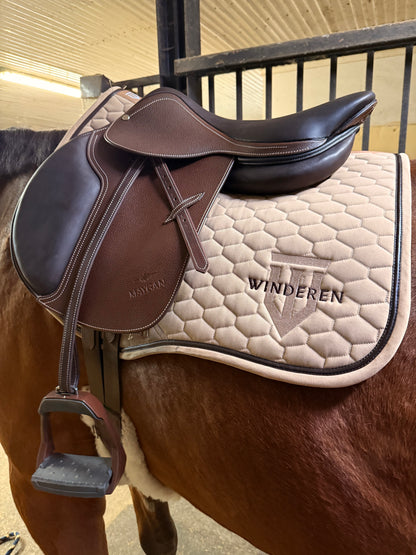 Selle obstacle grainé MAYGAN