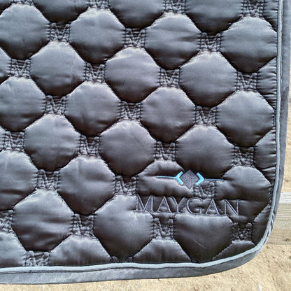 Maygan dressage saddle pad