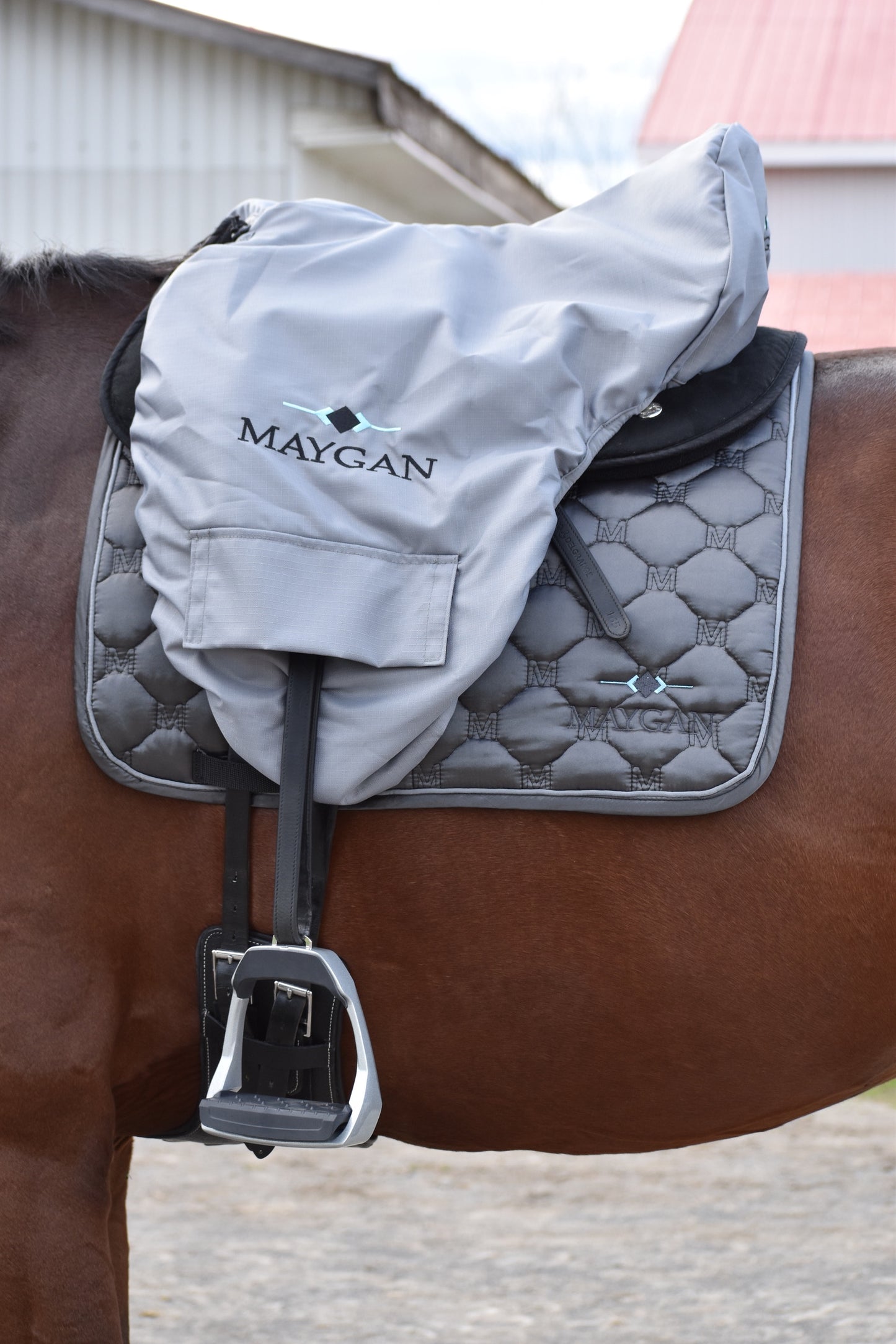 MAYGAN Jumping and Dressage saddle cover