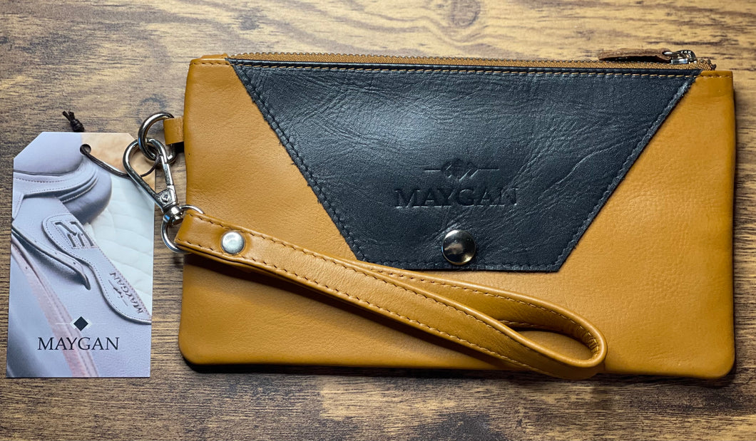 Leather pouch for the Maygan phone.